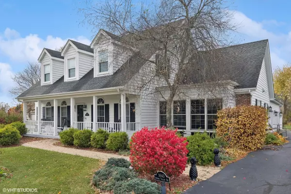 1640 Spring Valley DR, Elburn, IL 60119