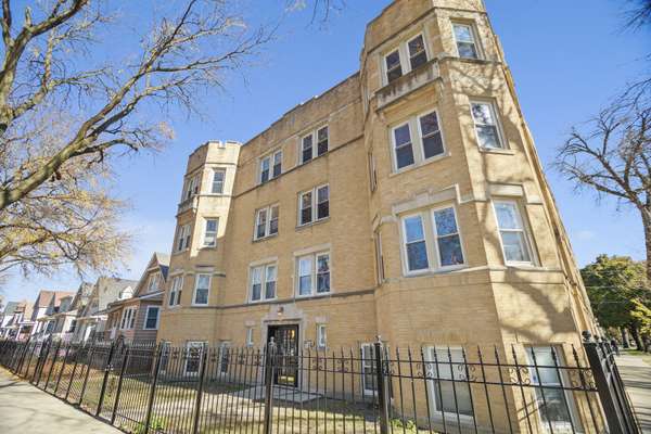 4105 N Lawndale AVE #101, Chicago, IL 60618