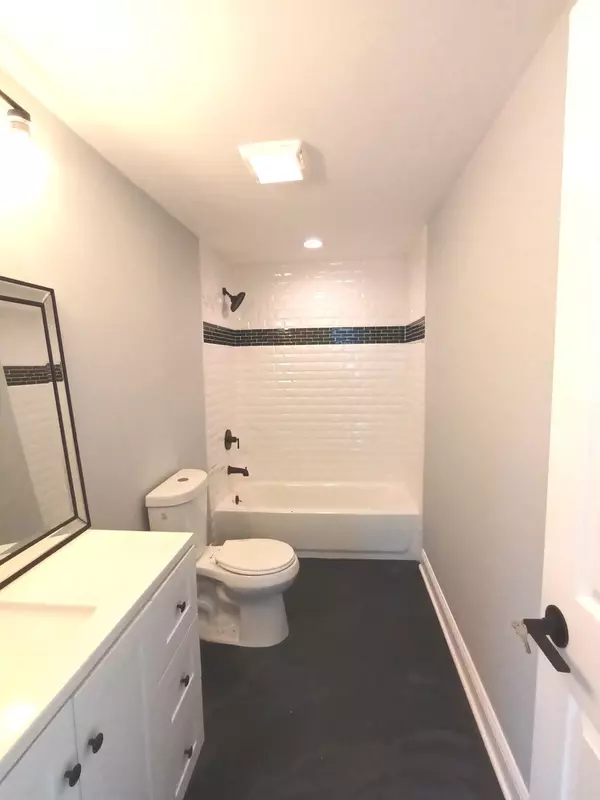 Zion, IL 60099,2273 Galilee AVE