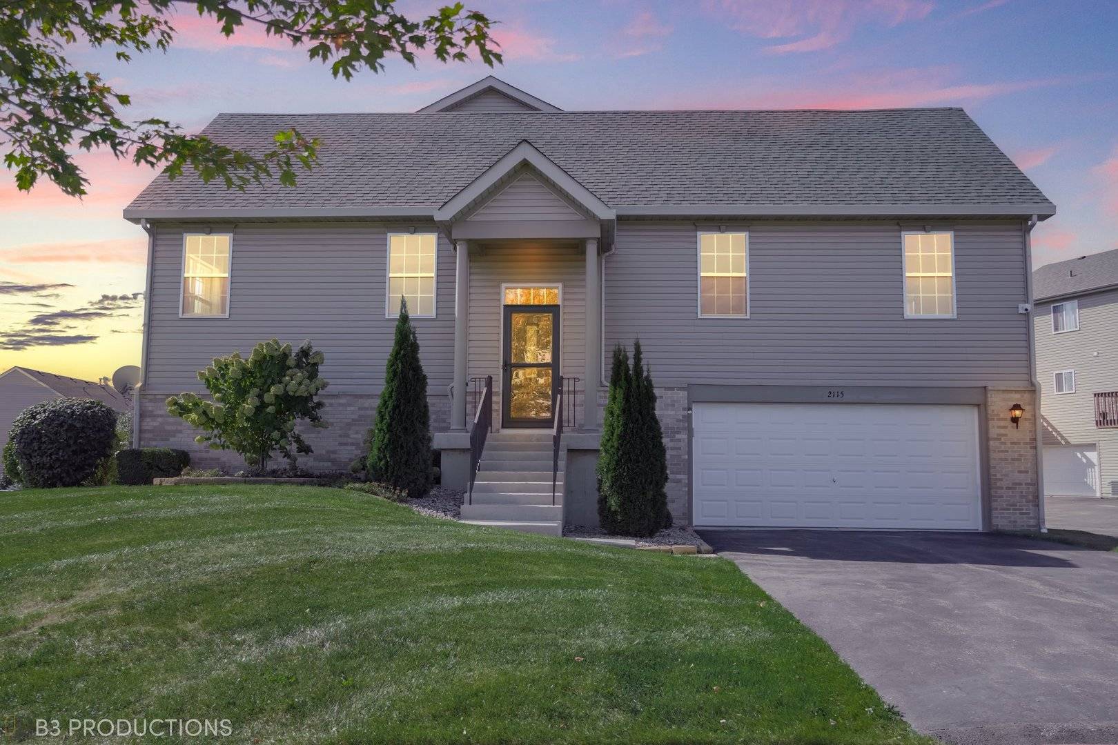 Lockport, IL 60441,2115 S AUSTRIAN PINE ST