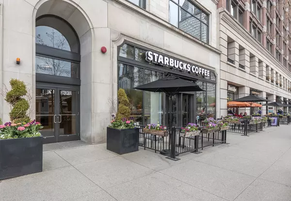 Chicago, IL 60602,6 N Michigan AVE #1804