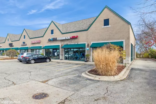 366-380 Bank DR, Mchenry, IL 60050