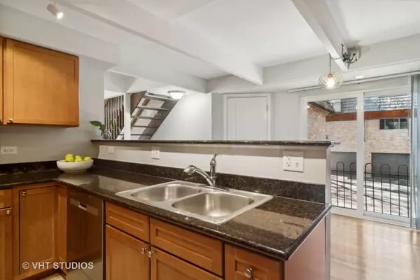 Barrington, IL 60010,410 Lageschulte ST