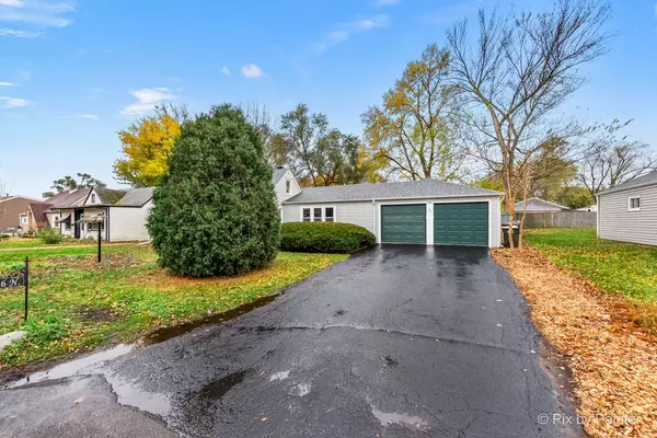 Hainesville, IL 60073,96 N Forest Glen DR