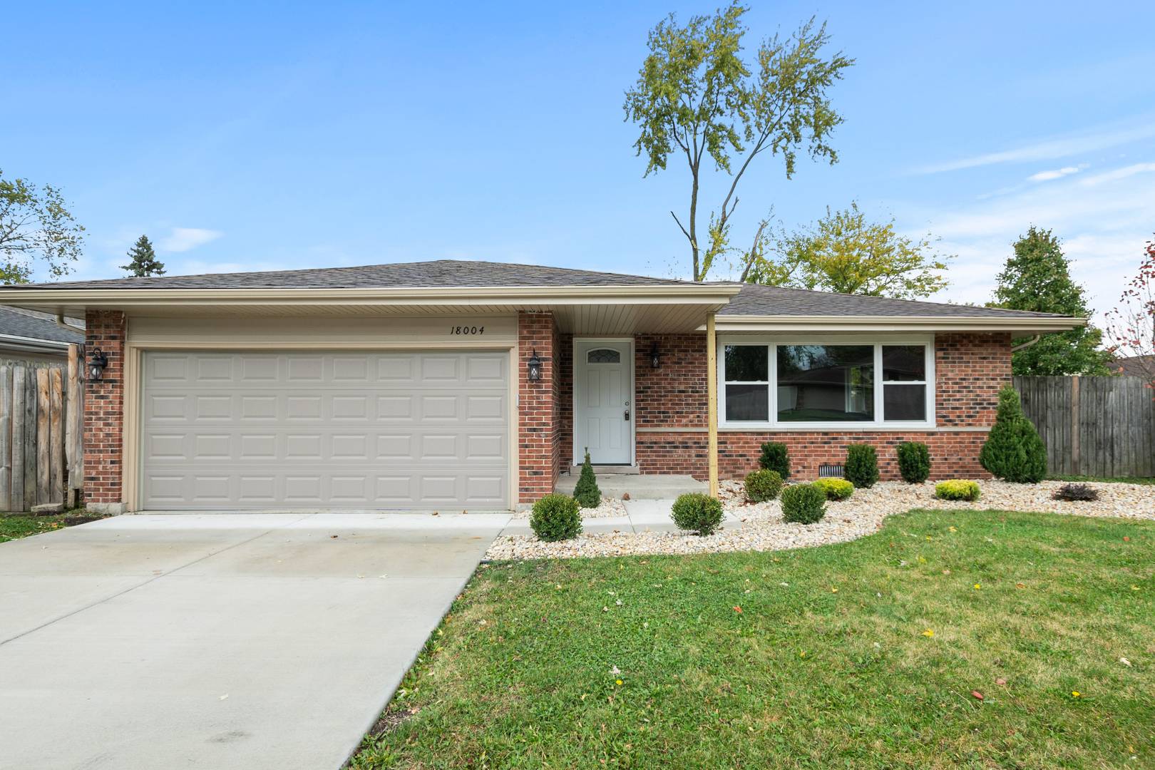 18004 66th AVE, Tinley Park, IL 60477