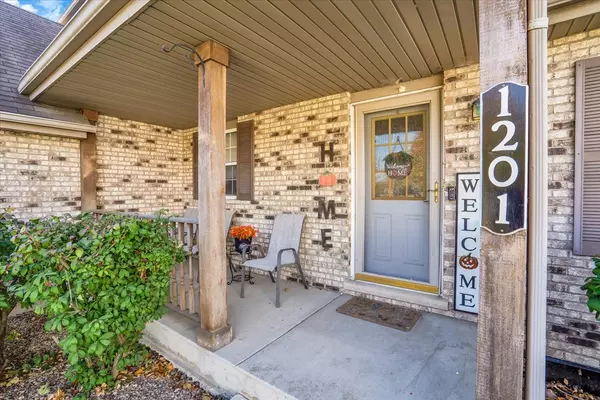 Plainfield, IL 60586,1201 Quail DR