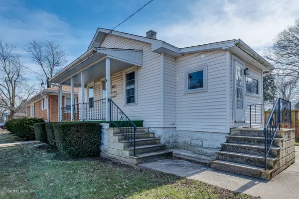 952 Hutchins ST, Joliet, IL 60435