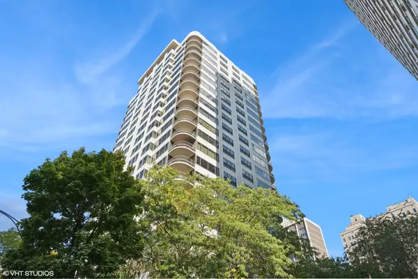 1501 N State Pkwy #20E, Chicago, IL 60610