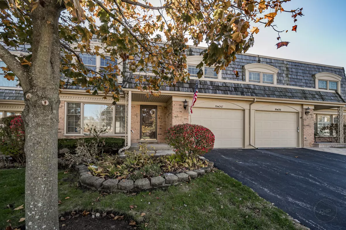 Oak Brook, IL 60523,19W047 Avenue Normandy S