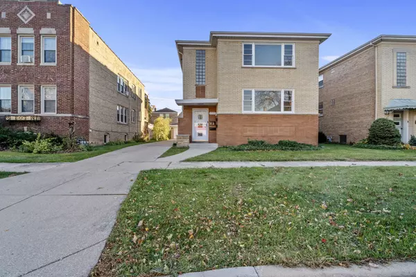 10323 Elizabeth ST, Westchester, IL 60154