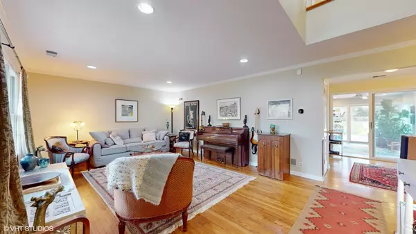 Riverwoods, IL 60015,1925 Maple PL