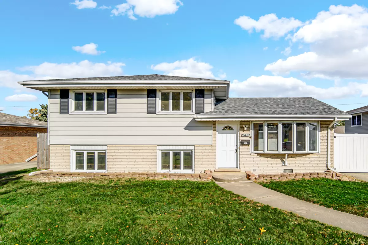 Chicago Ridge, IL 60415,6538 106th PL