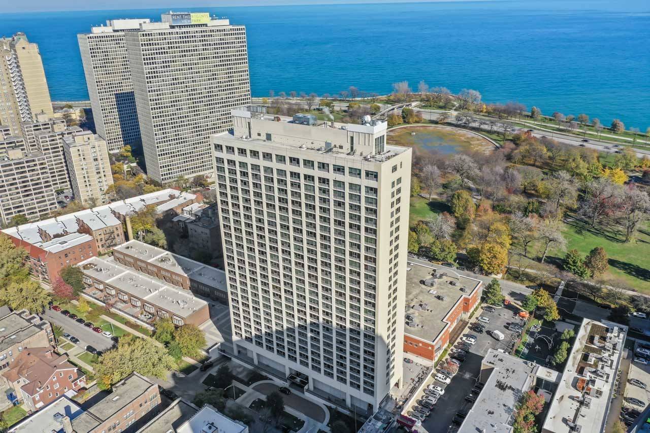 Chicago, IL 60615,5201 S CORNELL AVE #15D