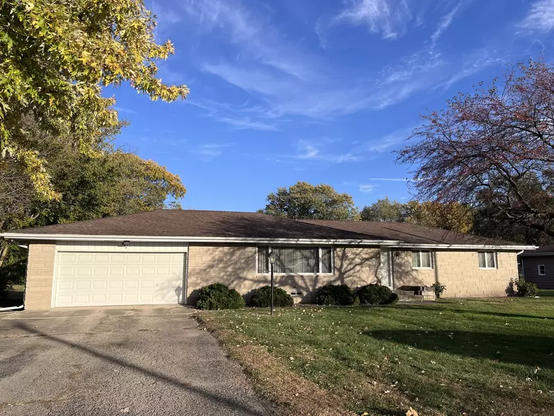 275 N Center ST, Braidwood, IL 60408