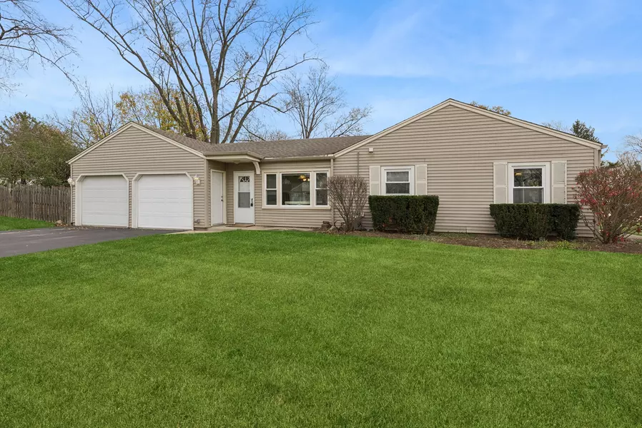 980 Wilmette TER, Lake Zurich, IL 60047