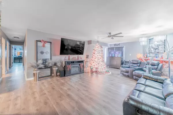 Palatine, IL 60067,1415 N Sterling AVE #204