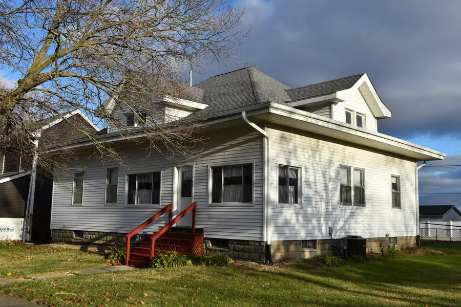 305 Church ST, Benson, IL 61516