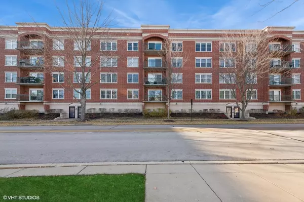 104 N Plum Grove RD #203,  Palatine,  IL 60067