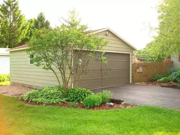 Sterling, IL 61081,501 Grobe RD