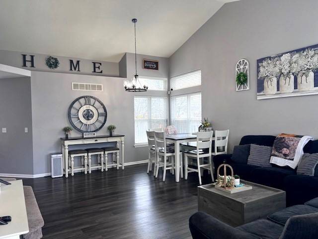 Lake In The Hills, IL 60156,1000 Brittany BND