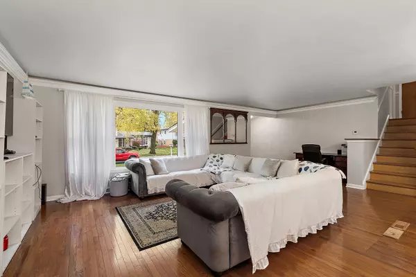 Glenwood, IL 60425,808 W Palm DR