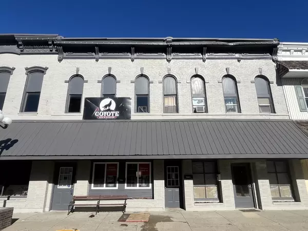 123 E Main ST, Arcola, IL 61910