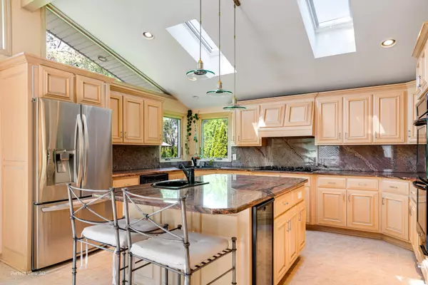 Palos Park, IL 60464,8542 W 132nd PL