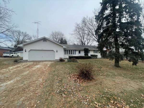 1611 Quail DR,  St. Anne,  IL 60964