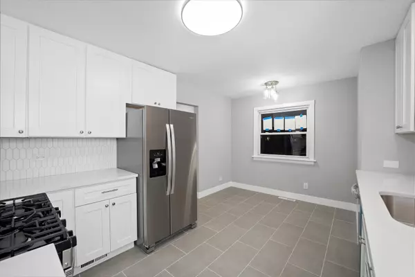 Broadview, IL 60155,2332 S 13th AVE