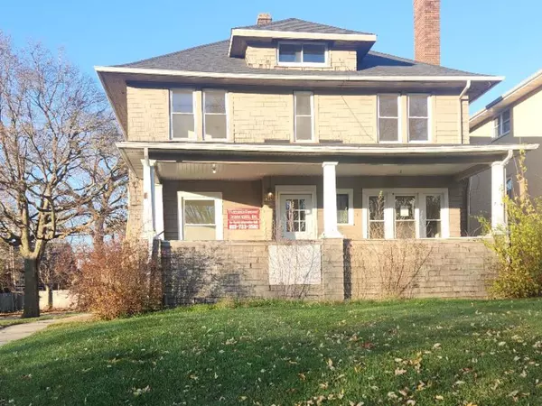 345 Augusta AVE, Dekalb, IL 60115