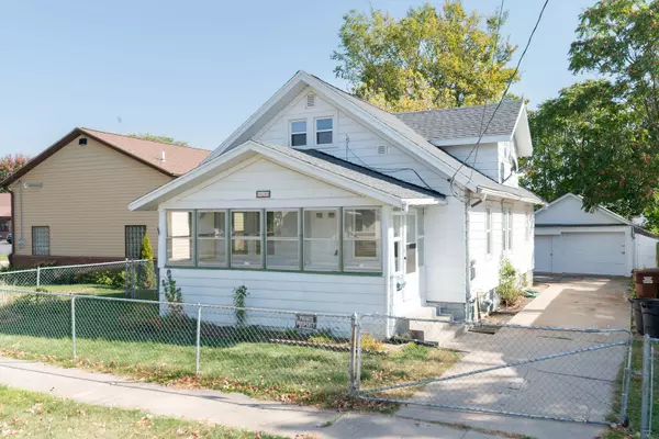 Rockford, IL 61101,123 N Henrietta AVE