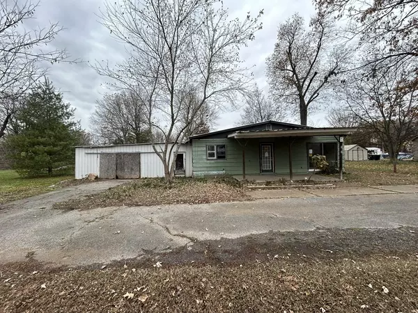 313 E 7TH ST, Brookport, IL 60534