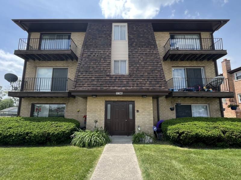 17340 RIDGELAND AVE #2S, Tinley Park, IL 60477