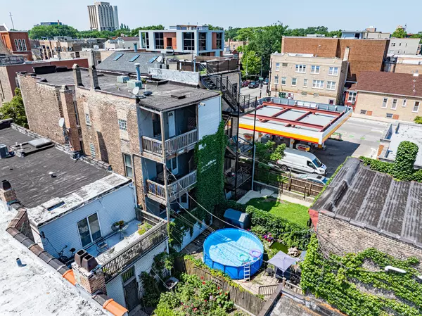 Chicago, IL 60622,949 N Damen AVE