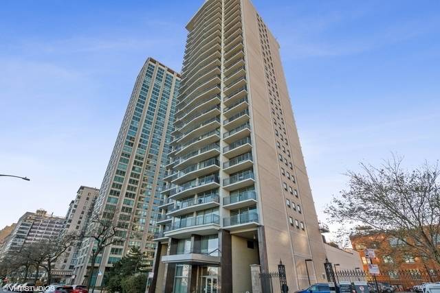 3470 N LAKE SHORE DR #23B, Chicago, IL 60657