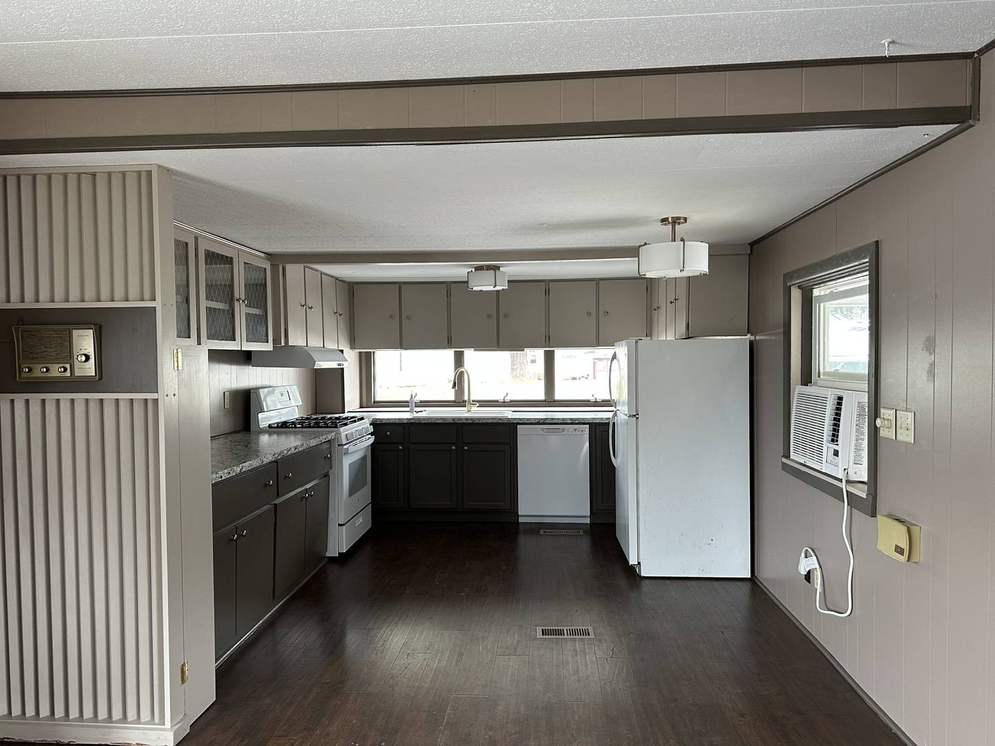 Morrison, IL 61270,413 E North ST