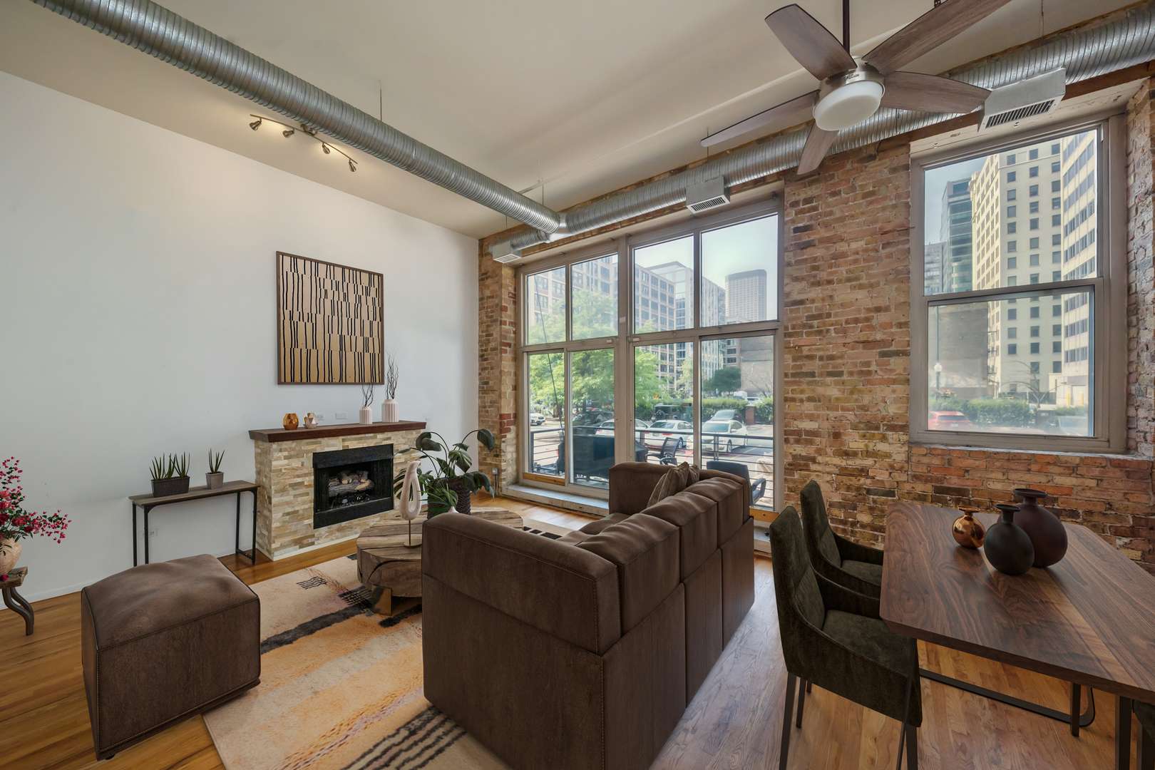 Chicago, IL 60607,417 S Jefferson ST #106B