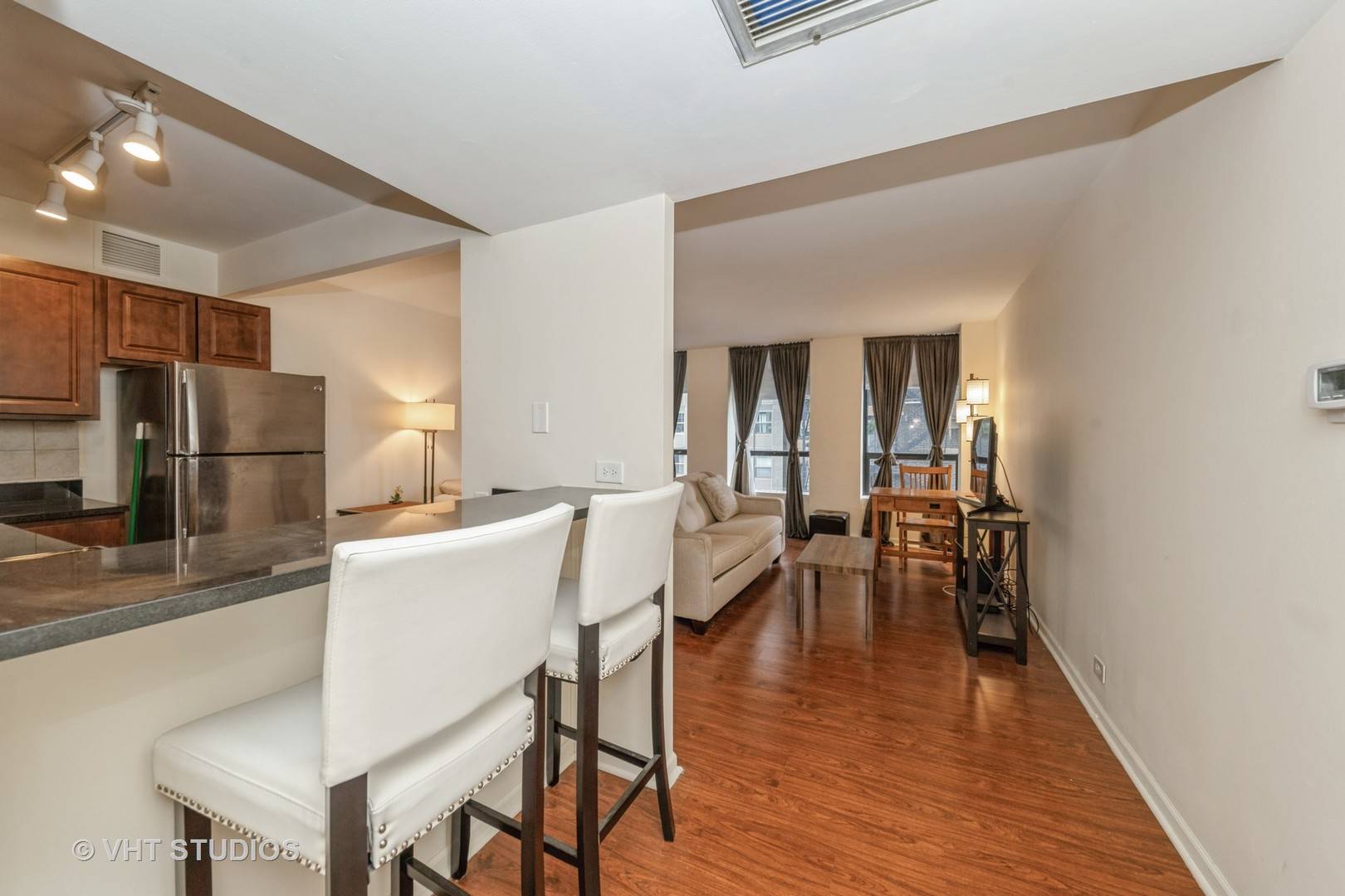Chicago, IL 60611,260 E Chestnut ST #606