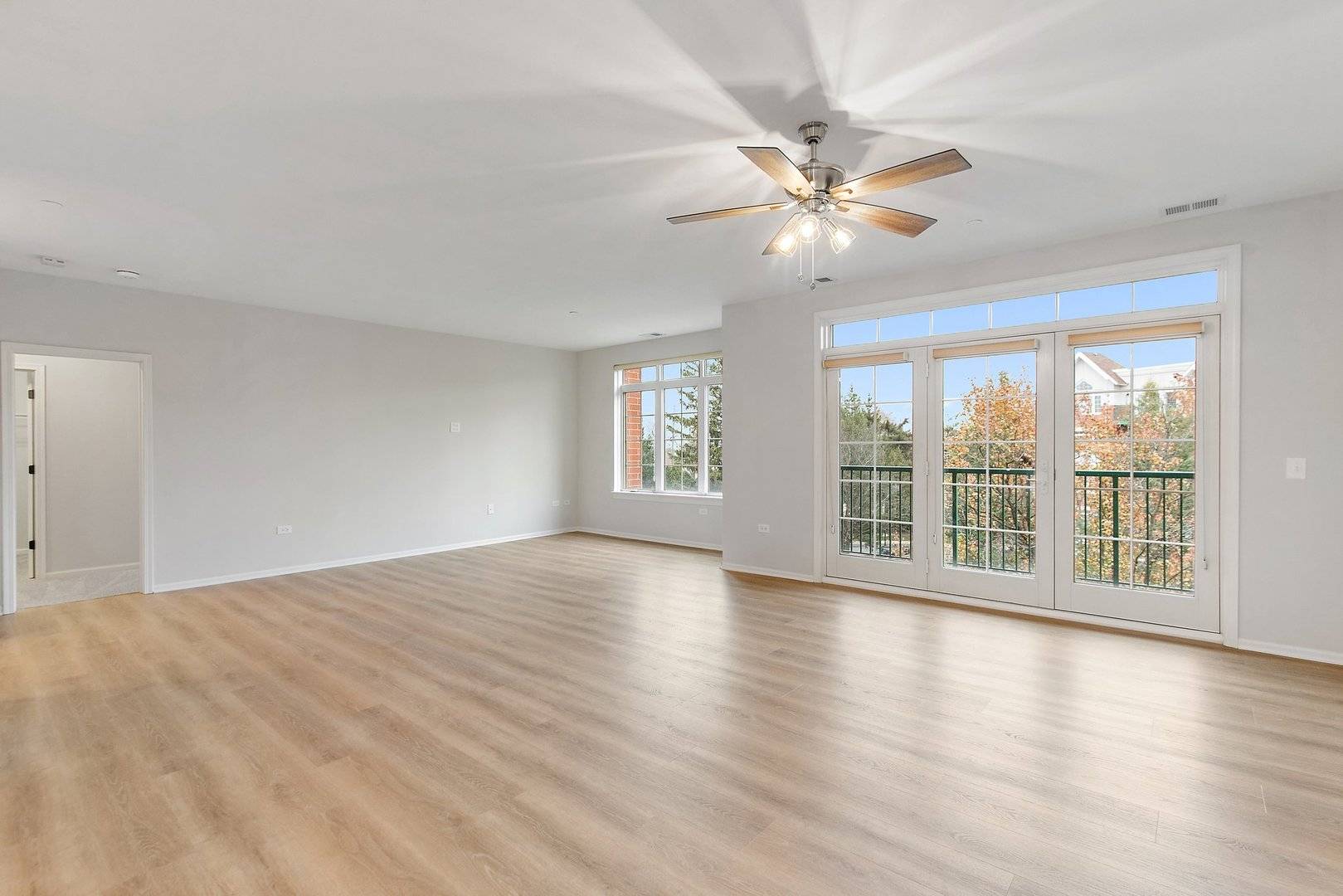 Wheeling, IL 60090,640 McHenry RD #303