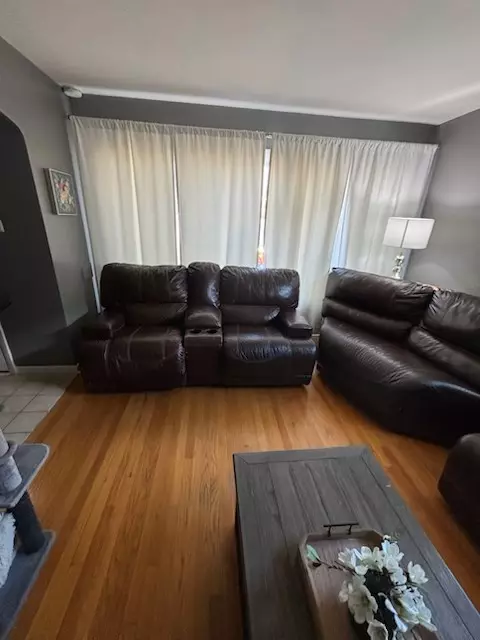 Berwyn, IL 60402,6204 35th ST