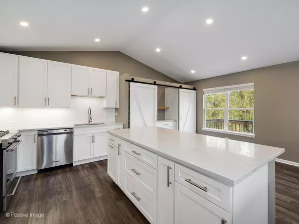 Mokena, IL 60448,9246 W Stanford CT