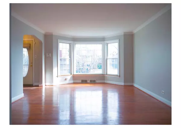 Chicago, IL 60628,11026 S Emerald AVE