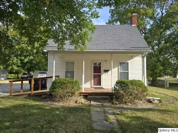 729 Buchanan ST, Carthage, IL 62321