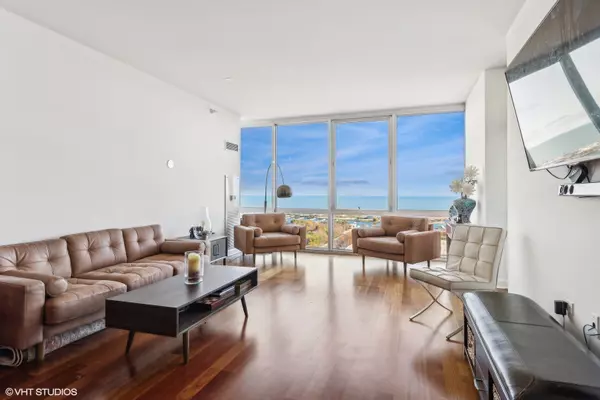 Chicago, IL 60616,1629 S PRAIRIE AVE #2103