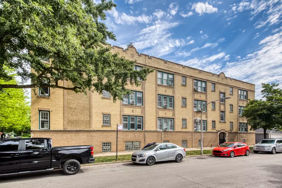 3501 N Albany AVE #2, Chicago, IL 60618