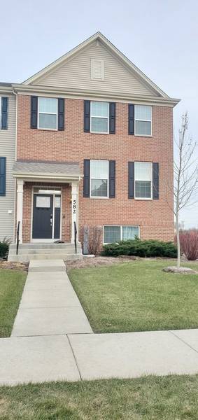 582 Cimmaron CIR #582, Crystal Lake, IL 60012