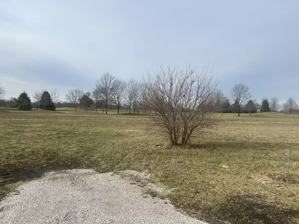 7A & 7B Richard Hallett RD, Lasalle, IL 61301