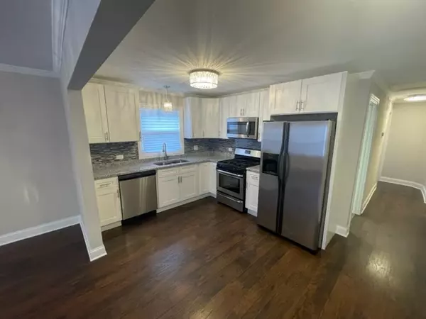Hazel Crest, IL 60429,2814 LEXINGTON DR