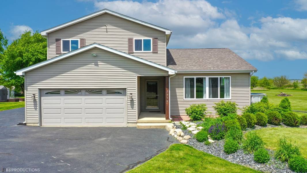 2838 W Corning RD, Peotone, IL 60468