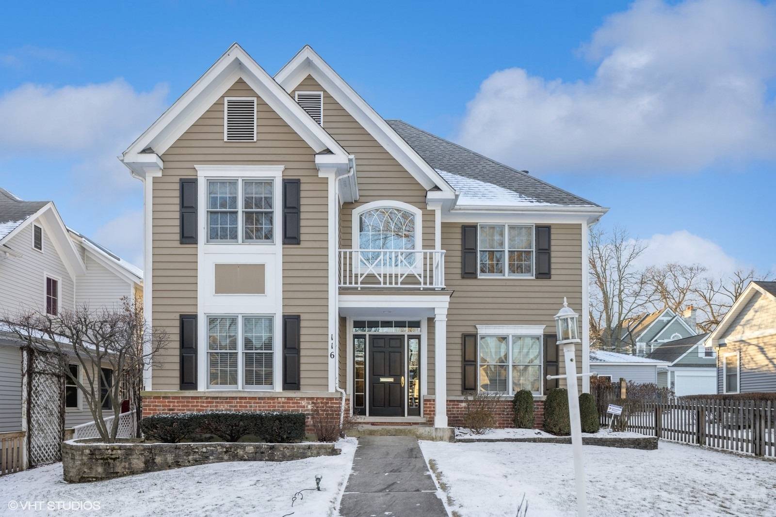 116 S Bruner ST, Hinsdale, IL 60521
